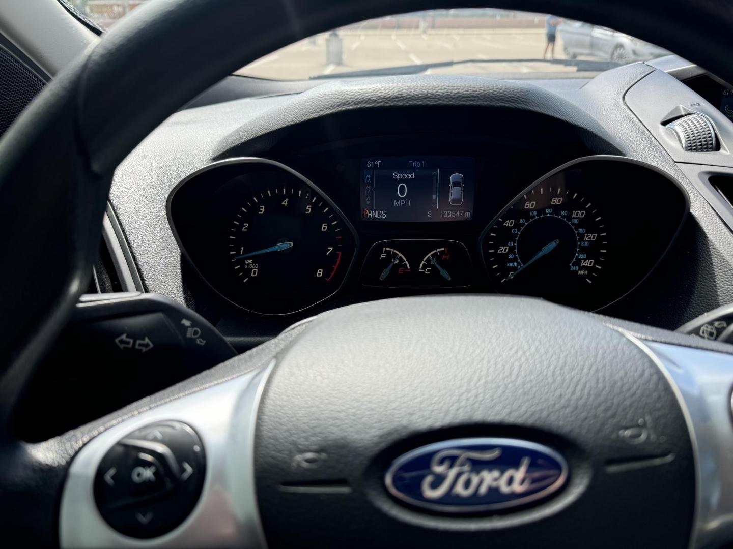 2015 Ford Escape SE 4WD (1FMCU9GX6FU) with an 1.6L L4 DOHC 16V engine, 6-Speed Automatic transmission, located at 5972 Sheridan Blvd., Arvada, CO, 80003, (303) 422-4988, 39.805470, -105.053001 - Car runs and drives perfectly fine and is in great condition. Car is all wheel drive and has a great set of tires on it. Heater and A/C work fine. - Photo#9